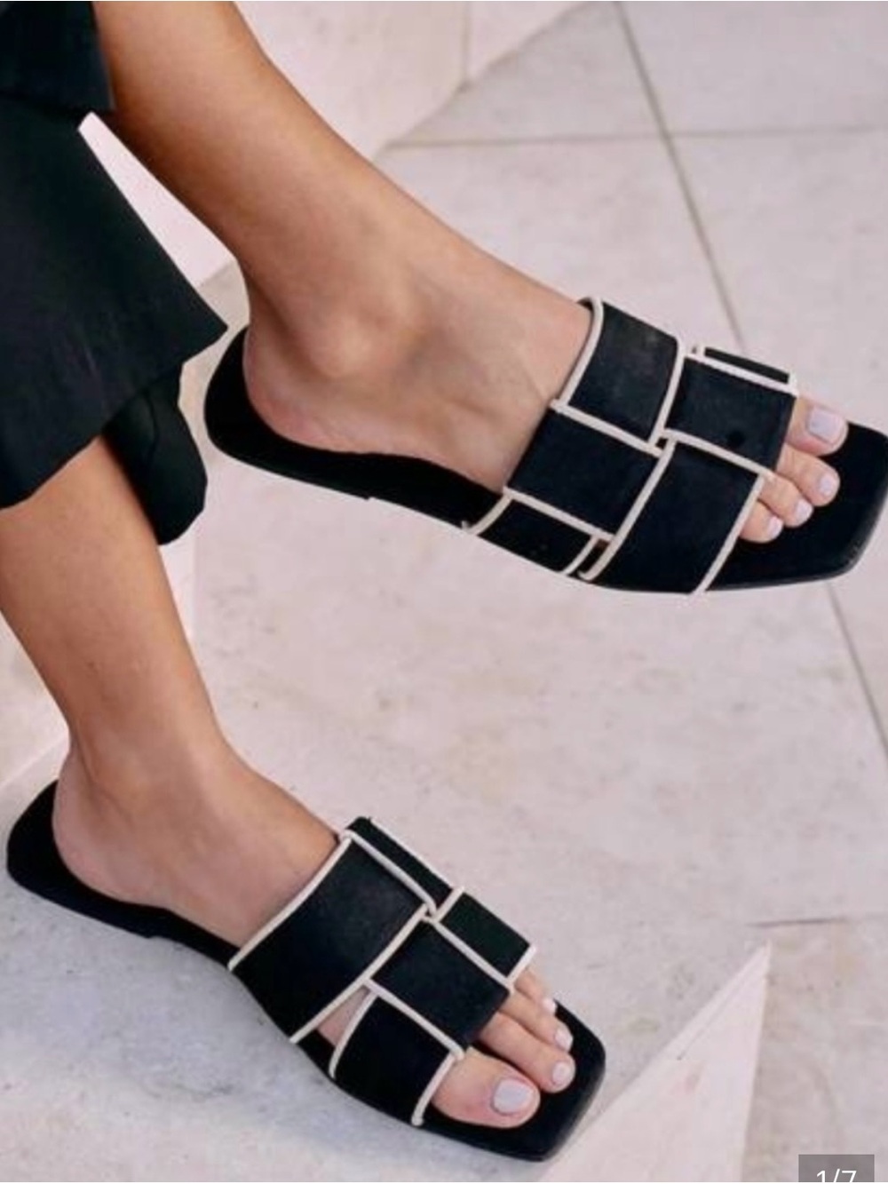 Matisse Black Biscayne Slide Sandals with Cream Piping size 6